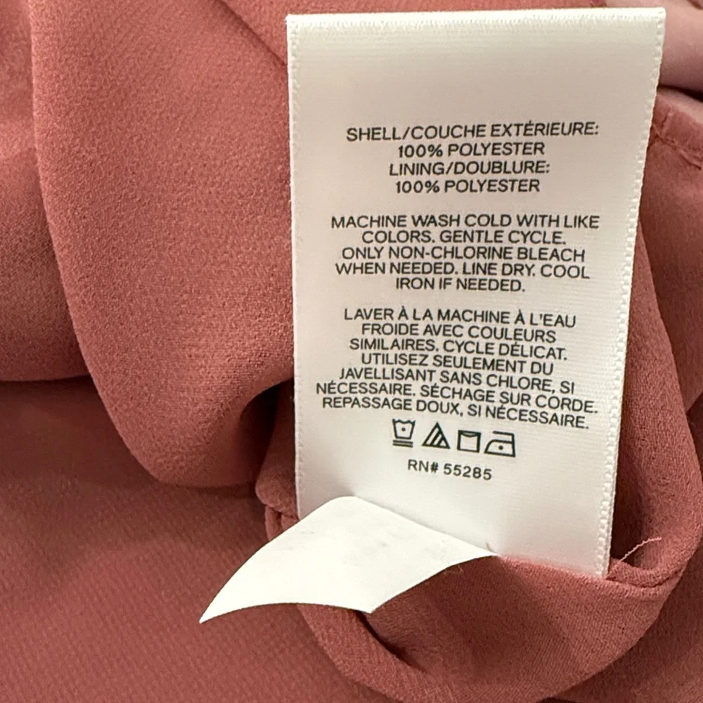 Womens Express tank size small
New never worn
Tags were removed 
Dusty pink - Picture 4 of 4